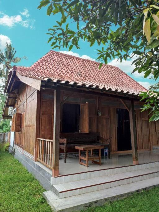 Ndalem Arsita Villa Yogyakarta Luaran gambar
